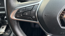 Renault Captur 1.3 TCE 130 BOSE Launch Edition 5dr Petrol Hatchback